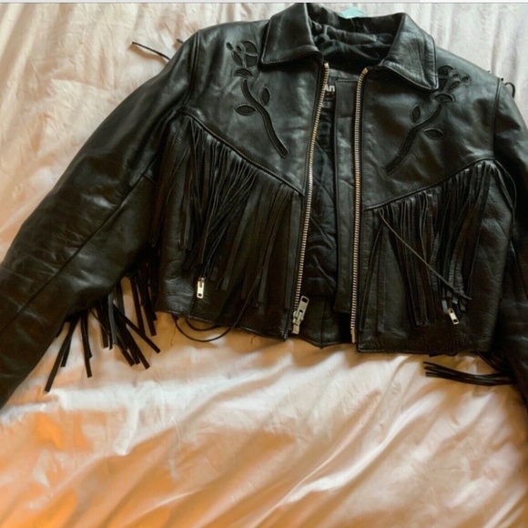 American Rider VTG FRINGE/CROP/hippie CONCHOS BLACK LEATHER JACKET SZ 10